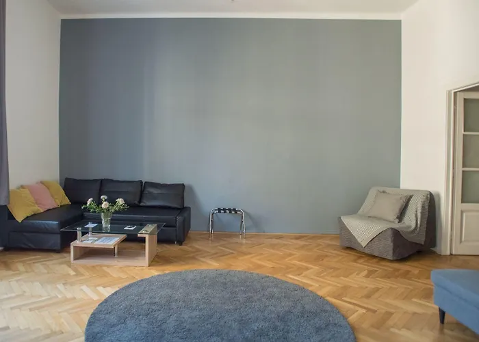 Mgzn Basilica Budapest